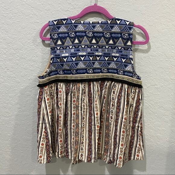 Umgee tie front vest Size Large BOHO - Picture 10 of 10